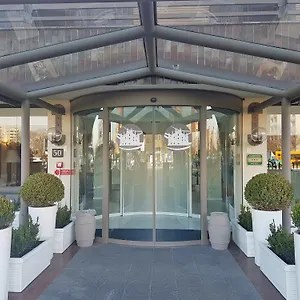 Welcome Hotel